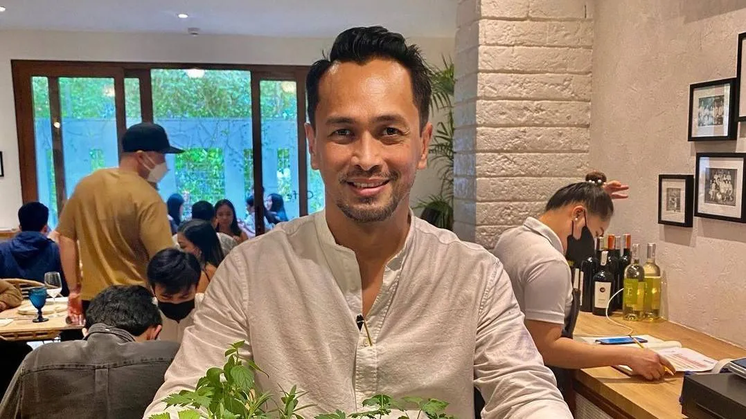 Chef Sau del Rosario whips up plant-based comfort food