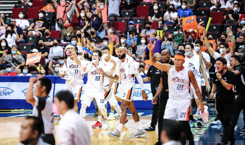 Meralco outguns Magnolia to tie semis series