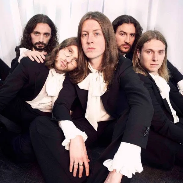 Blossoms release brand-new album, ‘Ribbon Around the Bomb’ – out now