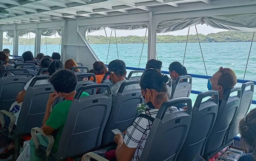 Guimaras lifts vax card requirement for W. Visayas travelers