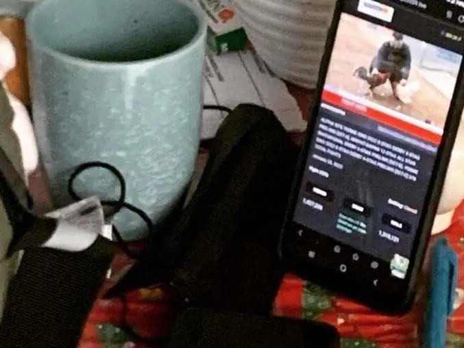 Pulis na lulong sa online sabong, nanakit ng misis na pulis