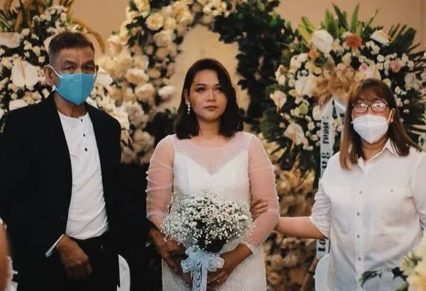 WATCH: Bride marries slain groom in Bulacan